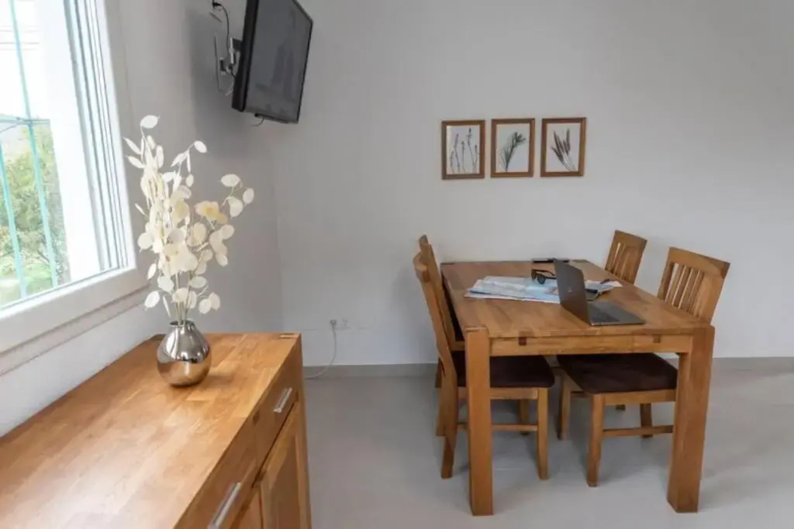 TurAlmeria - Casa Tranquila con Jardín y Aparcamiento privado