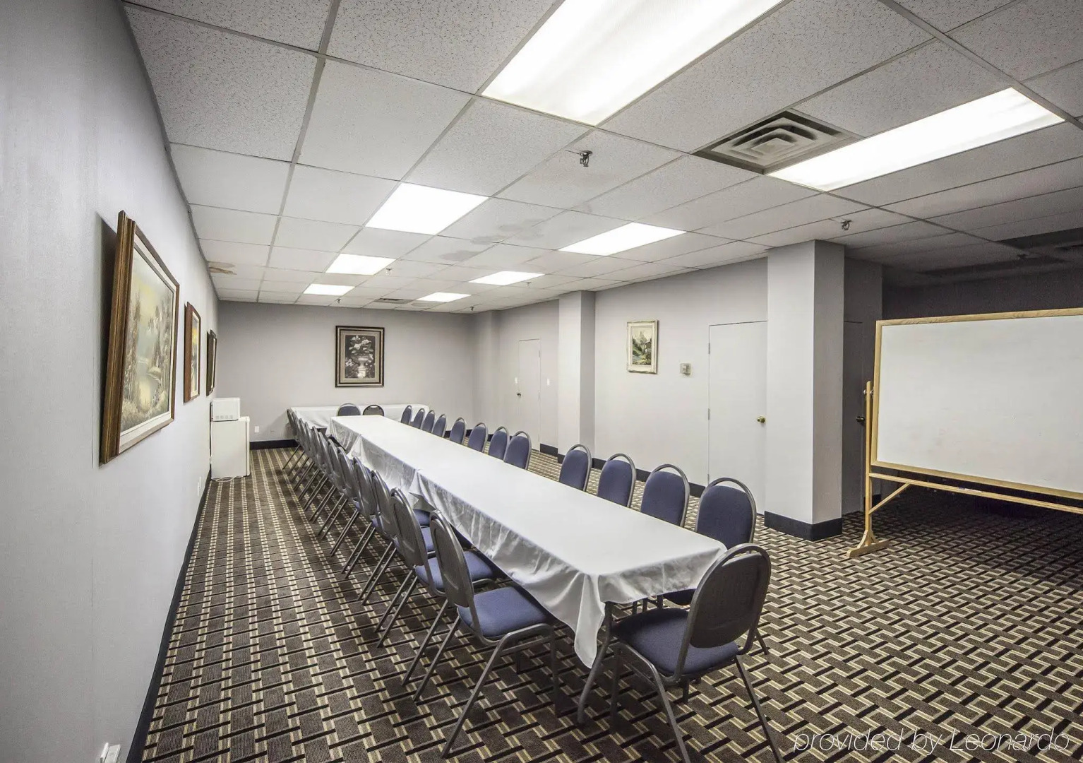 Comfort Inn & Suites Downtown Edmonton