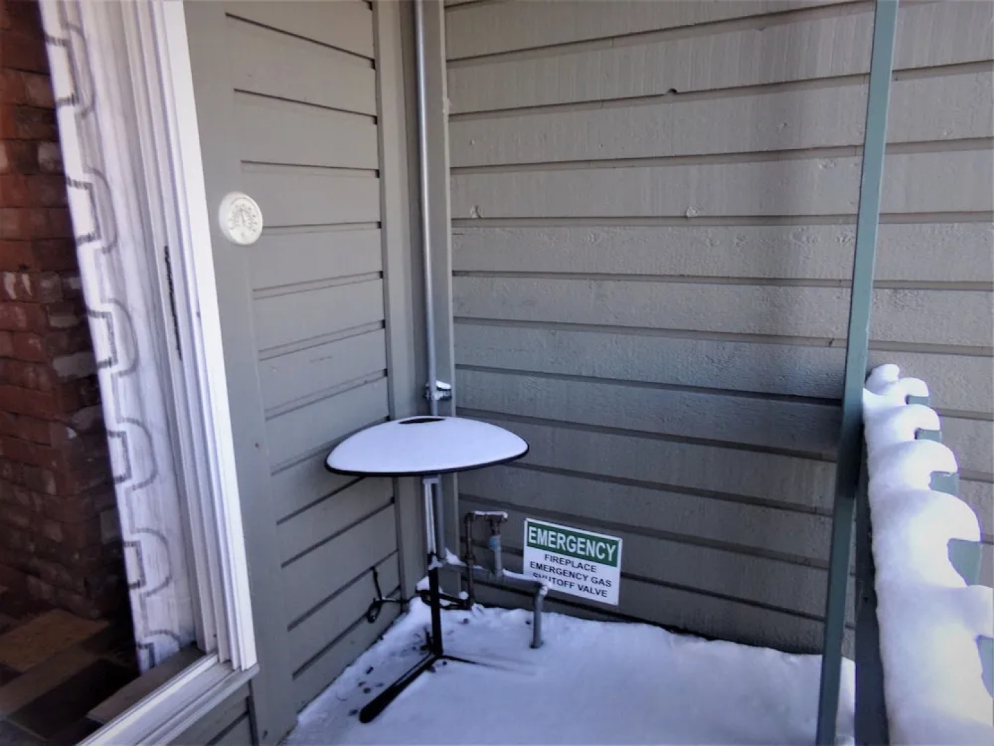 Three House 2 Bed 2 Bath THWC