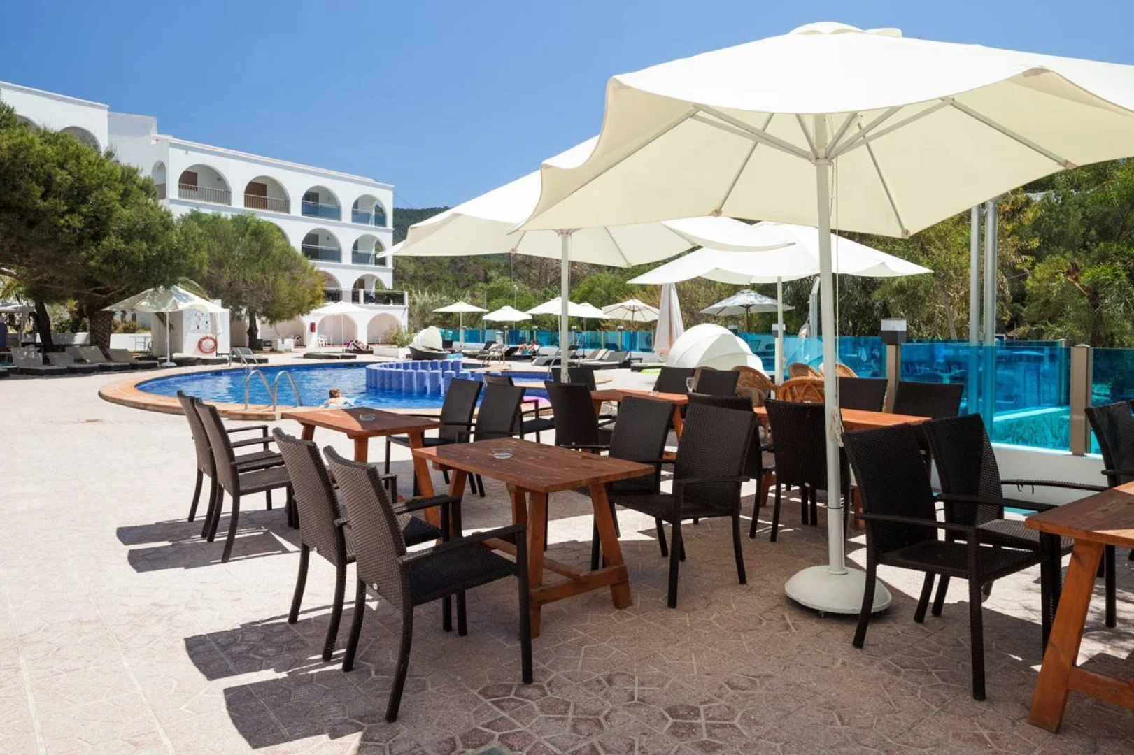 Aparthotel Puerto Cala Vadella
