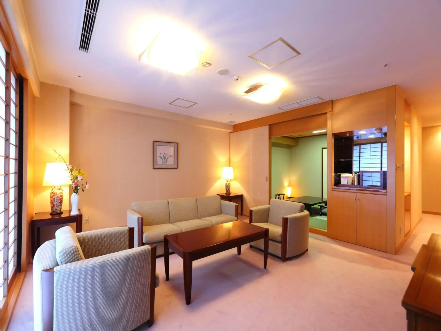 Hotel Parens Onoya