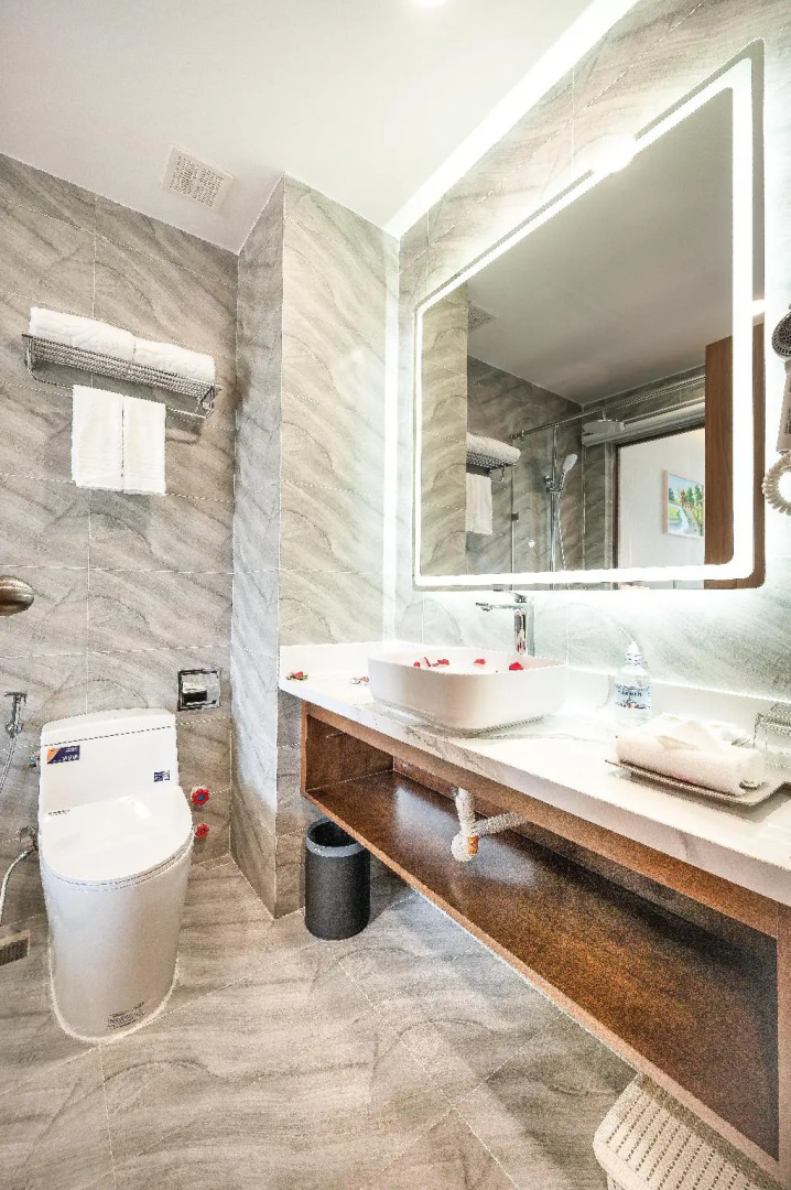 Phuc Nguyen Luxury Hotel