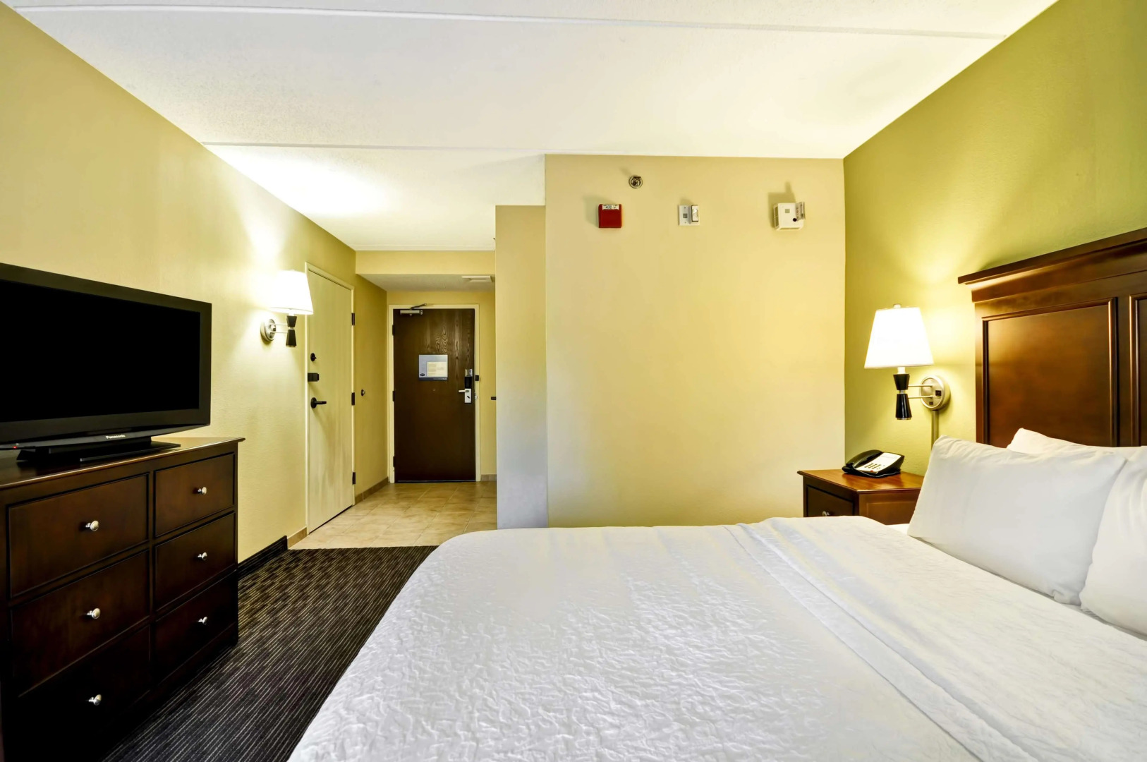 Hampton Inn Cleveland-Westlake