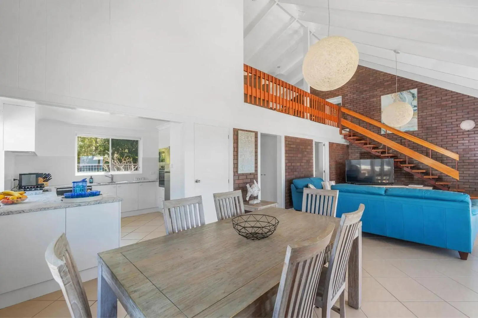 PINKOS Gerroa 4pm check out Sundays