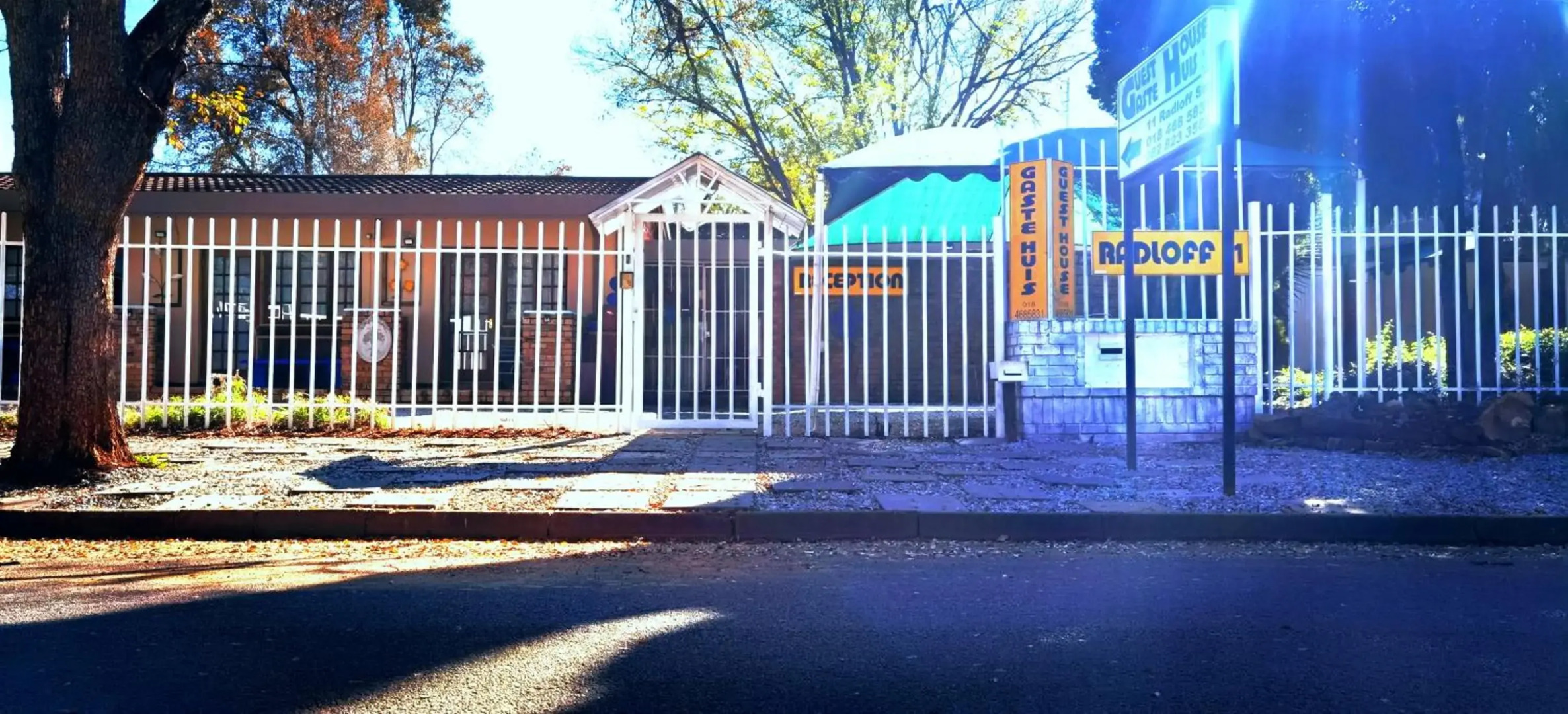 Die Gastehuis/The Guesthouse