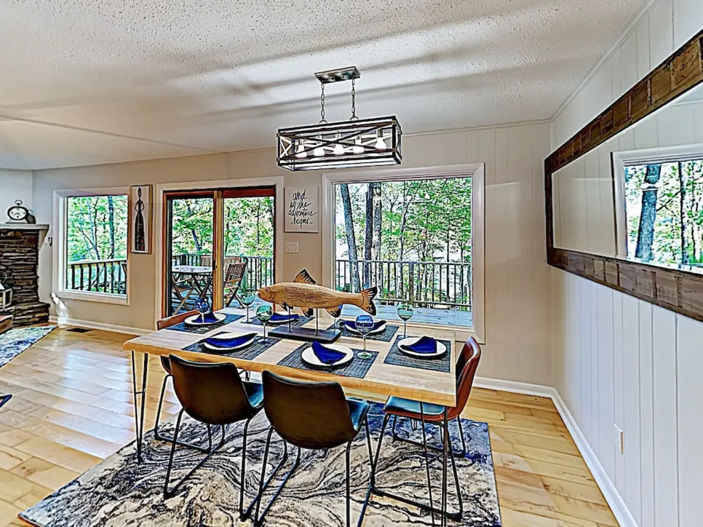 New Listing! The Chocolate W/ Kayaks 2 Bedroom Home