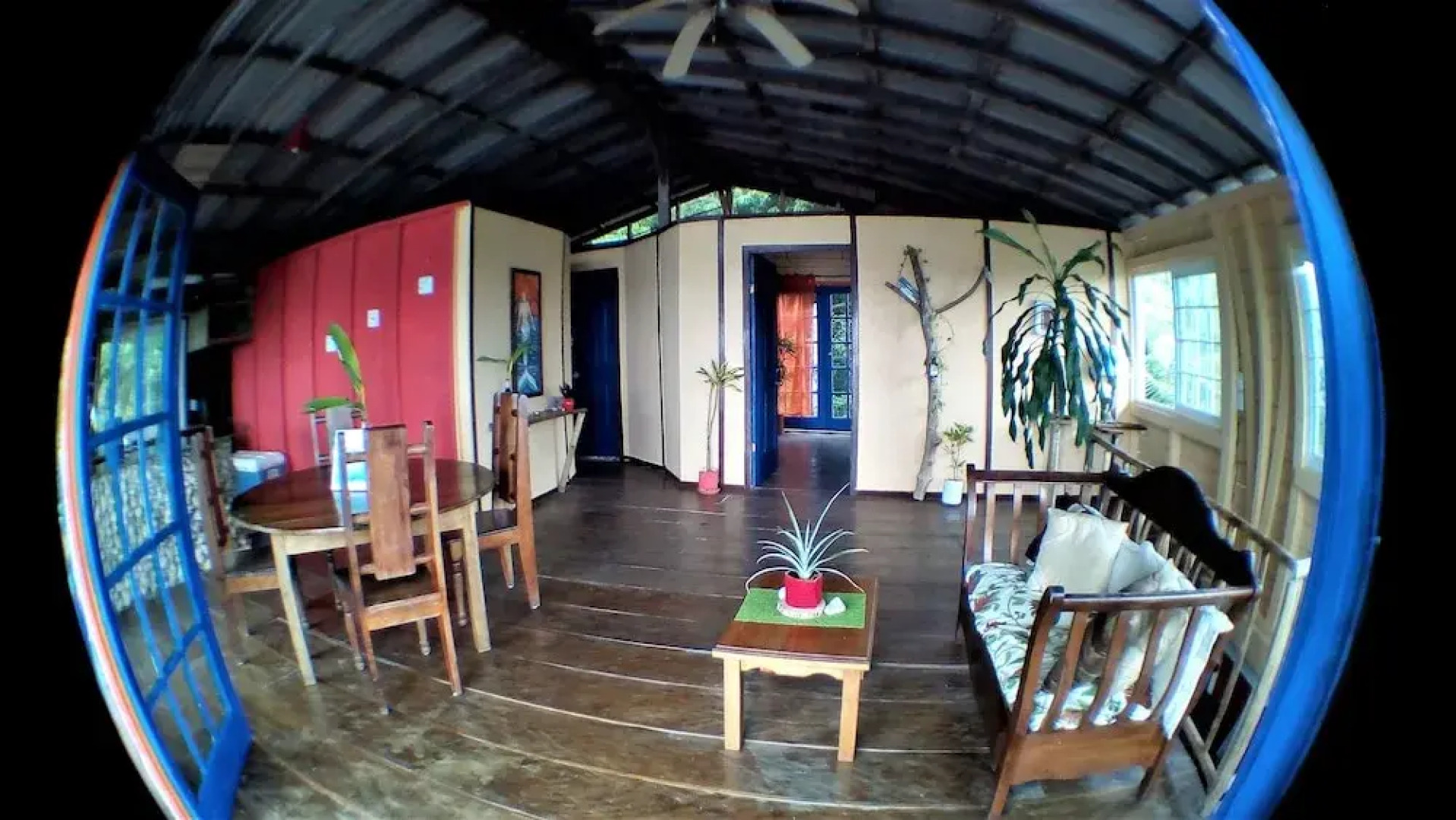 Mosana reef garden B&B