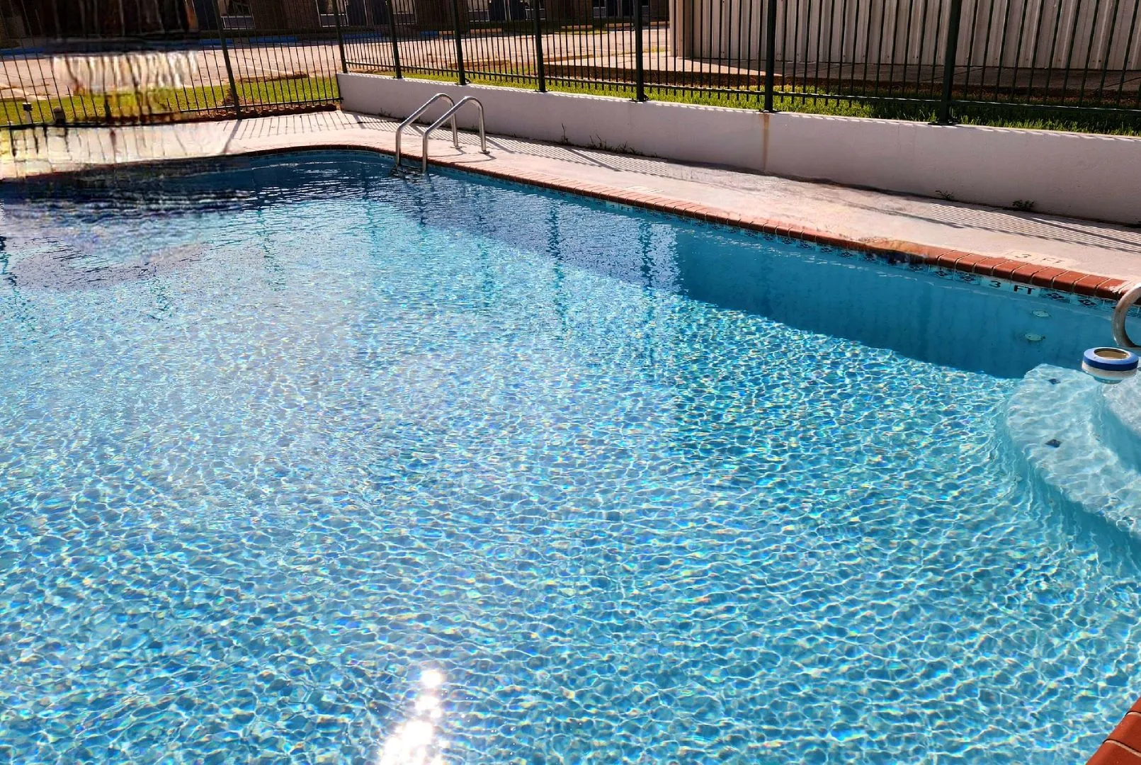 Days Inn by Wyndham LaPlace- New Orleans