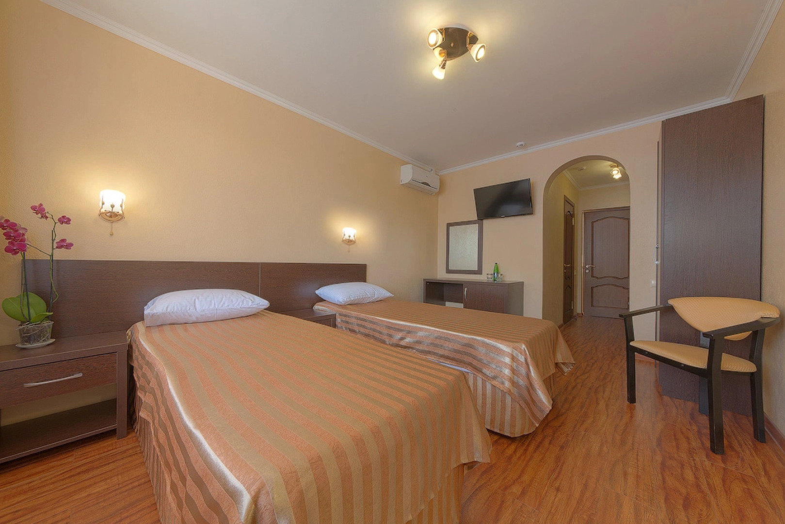 Пансионат Тополь(Анапа)