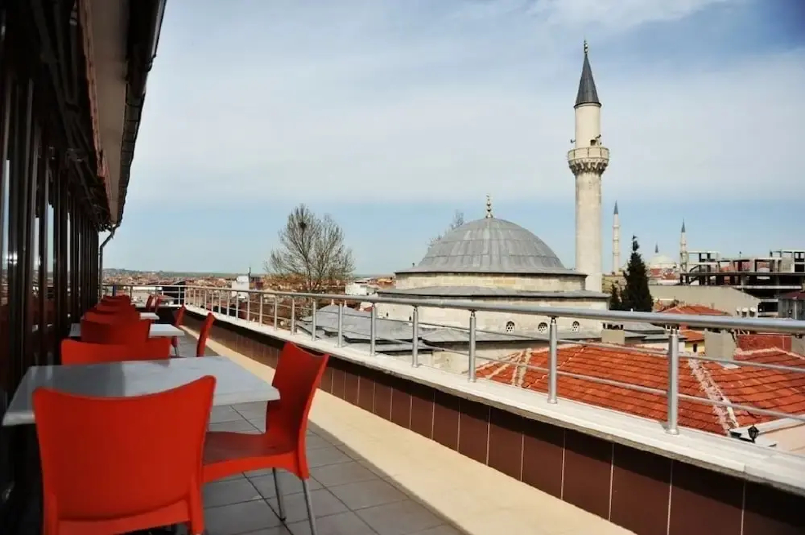 Saray Hotel