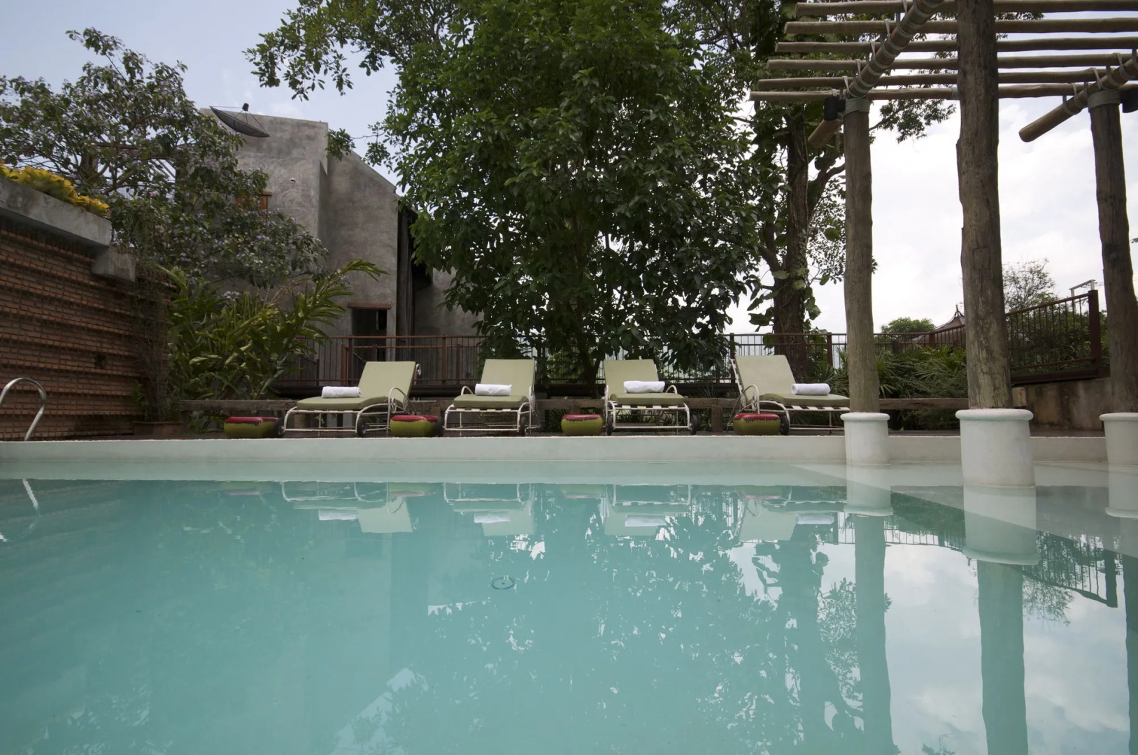 Proud Phu Fah Maerim