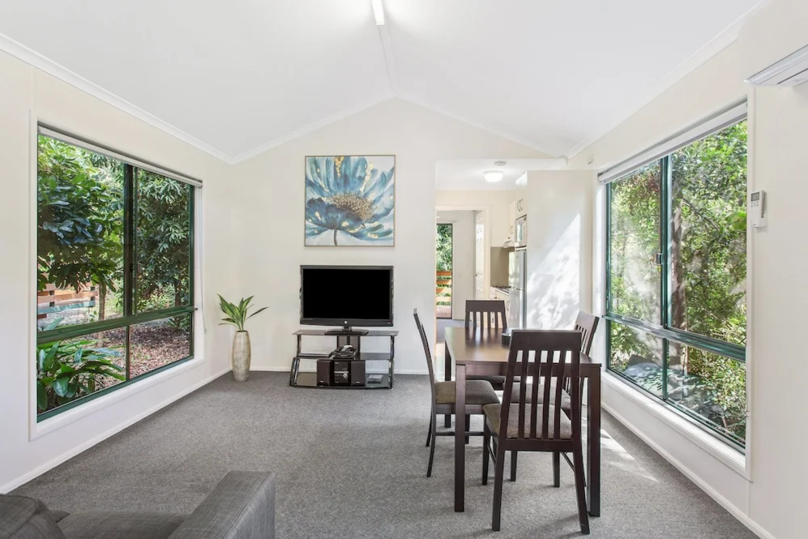 Landsborough Holiday Park