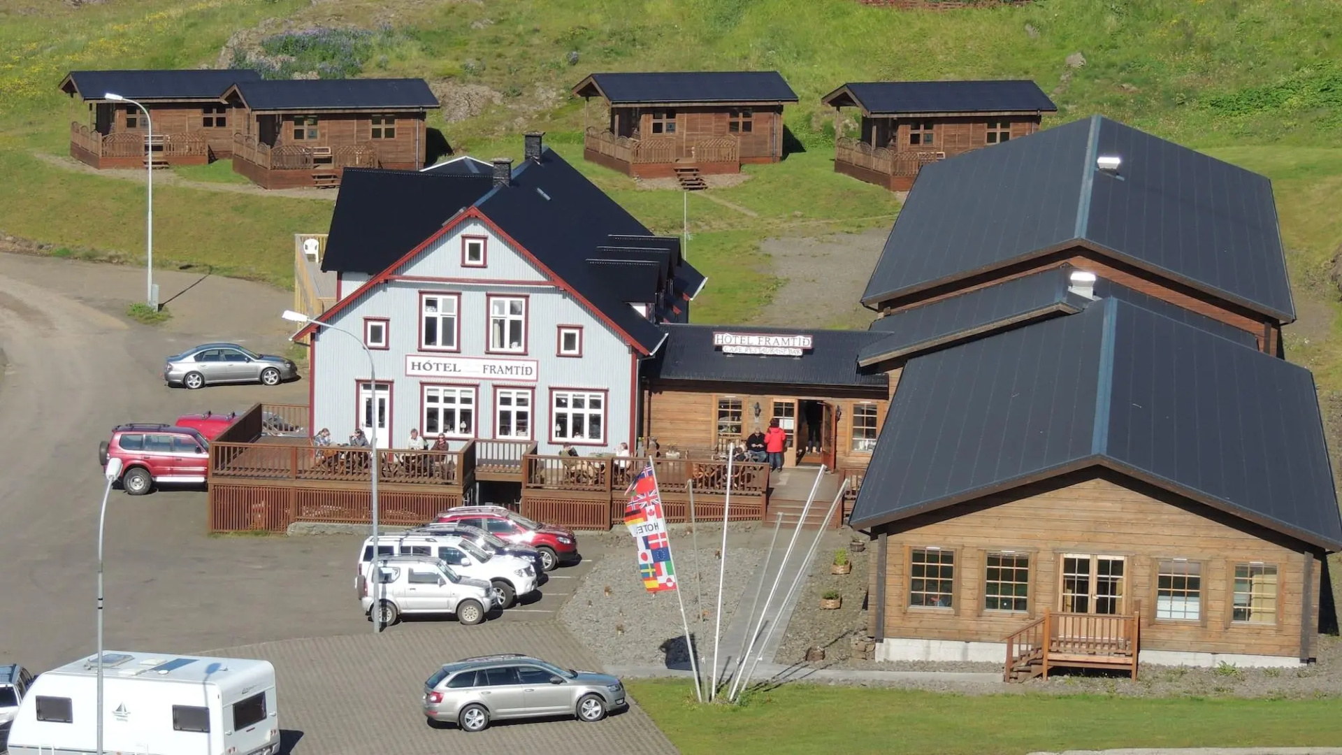 Hotel Framtíð