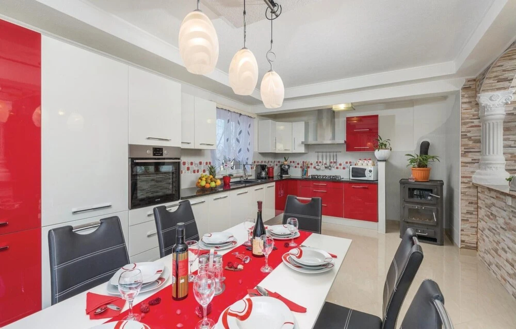 Stunning Home in Nedescina With Wifi and 4 Bedrooms