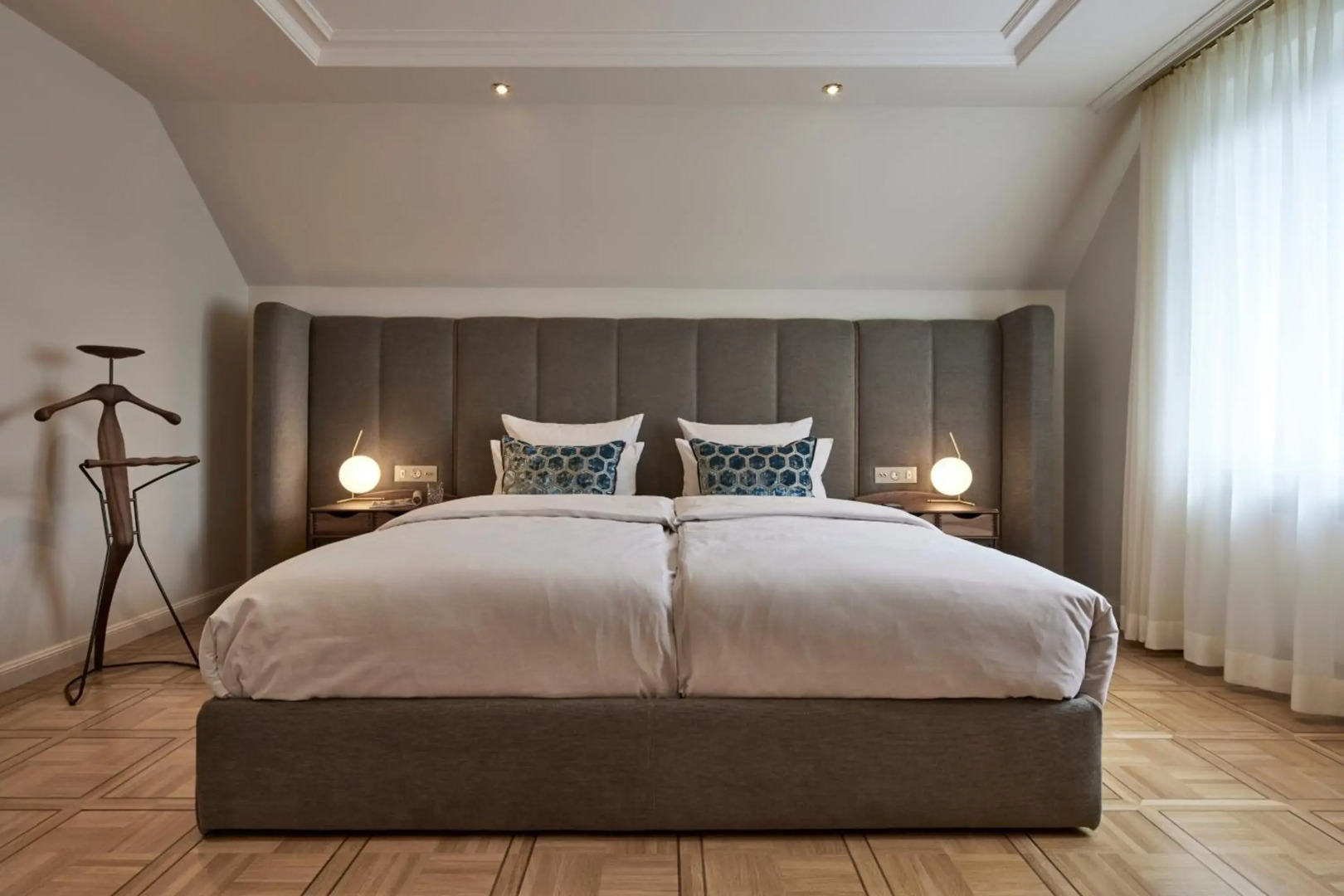 Sheraton Hong Kong Hotel & Towers