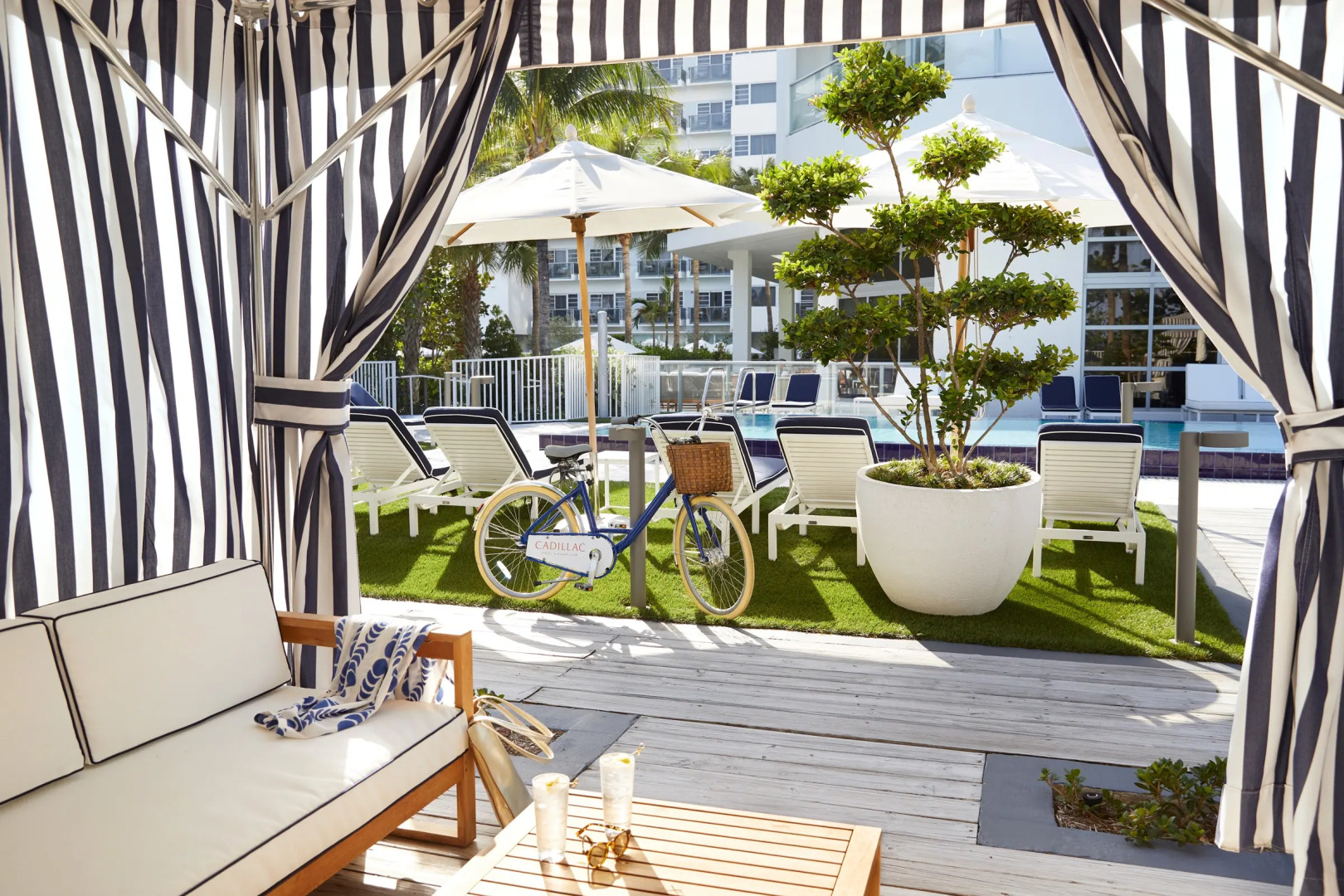 Cadillac Hotel & Beach Club, Autograph Collection