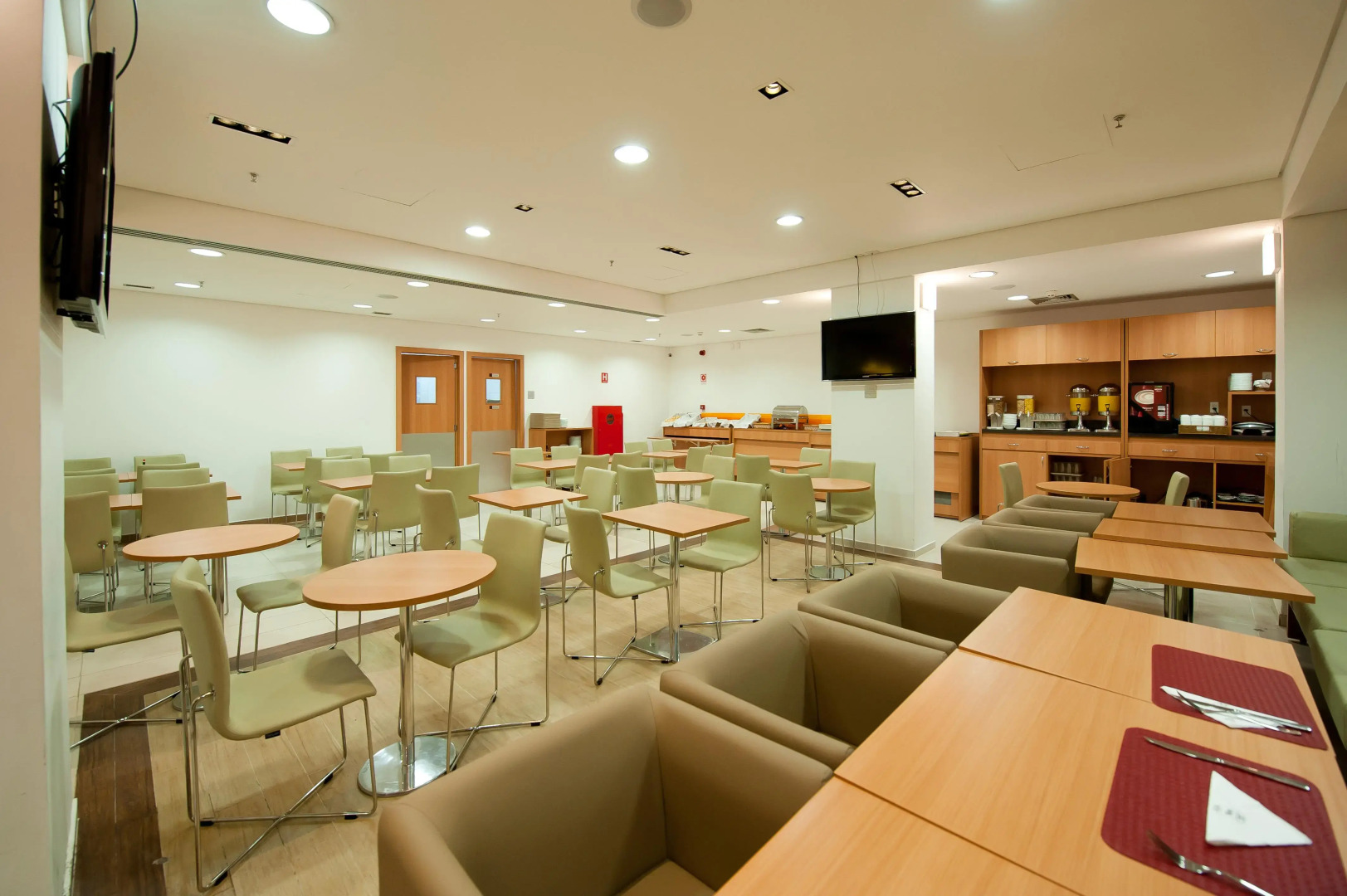 Ibis Santos Gonzaga Praia