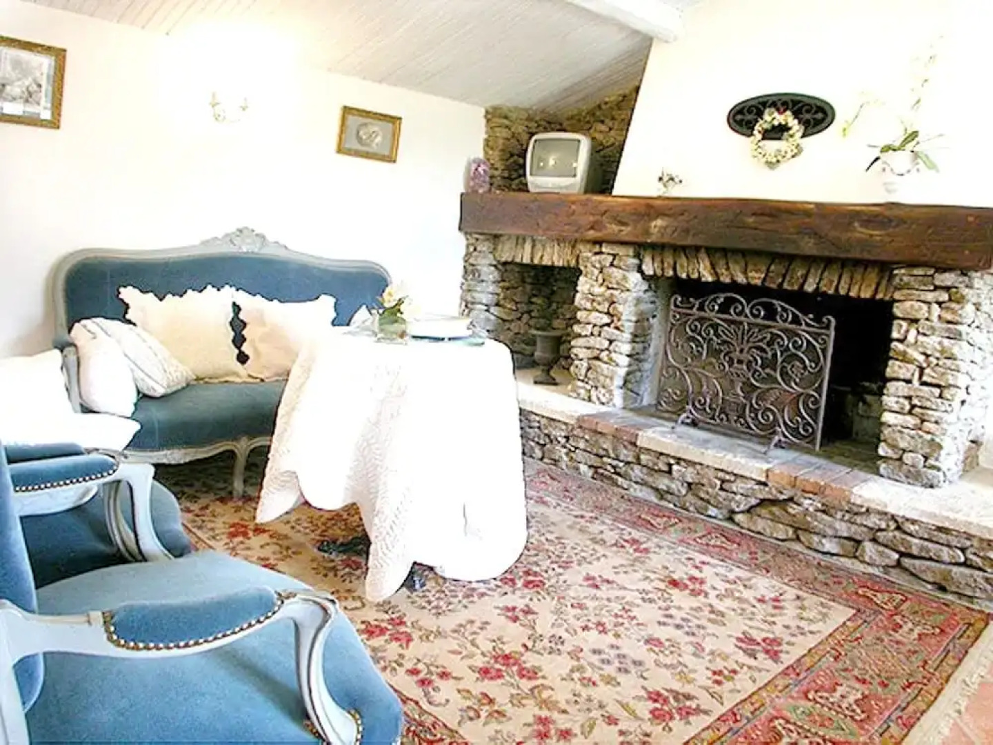 House With 4 Bedrooms in Cavaillon, With Pool Access, Enclosed Garden