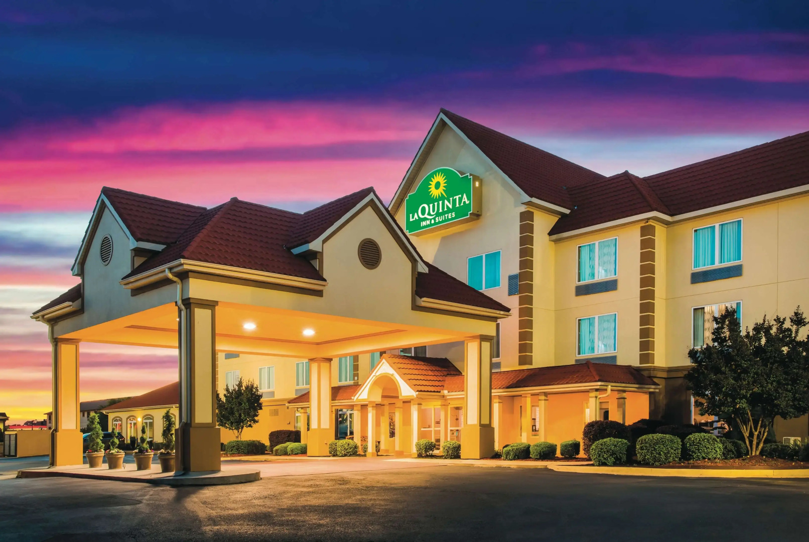 La Quinta Inn & Suites by Wyndham Russellville