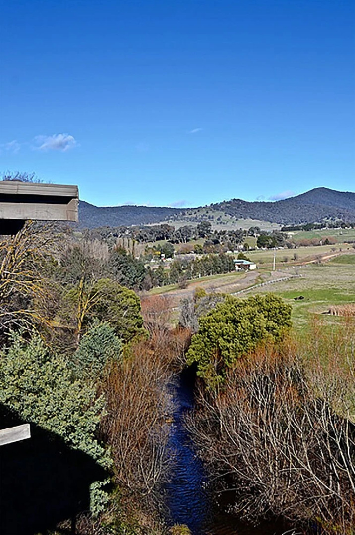 Delatite Apartments - Timbertop and Fir