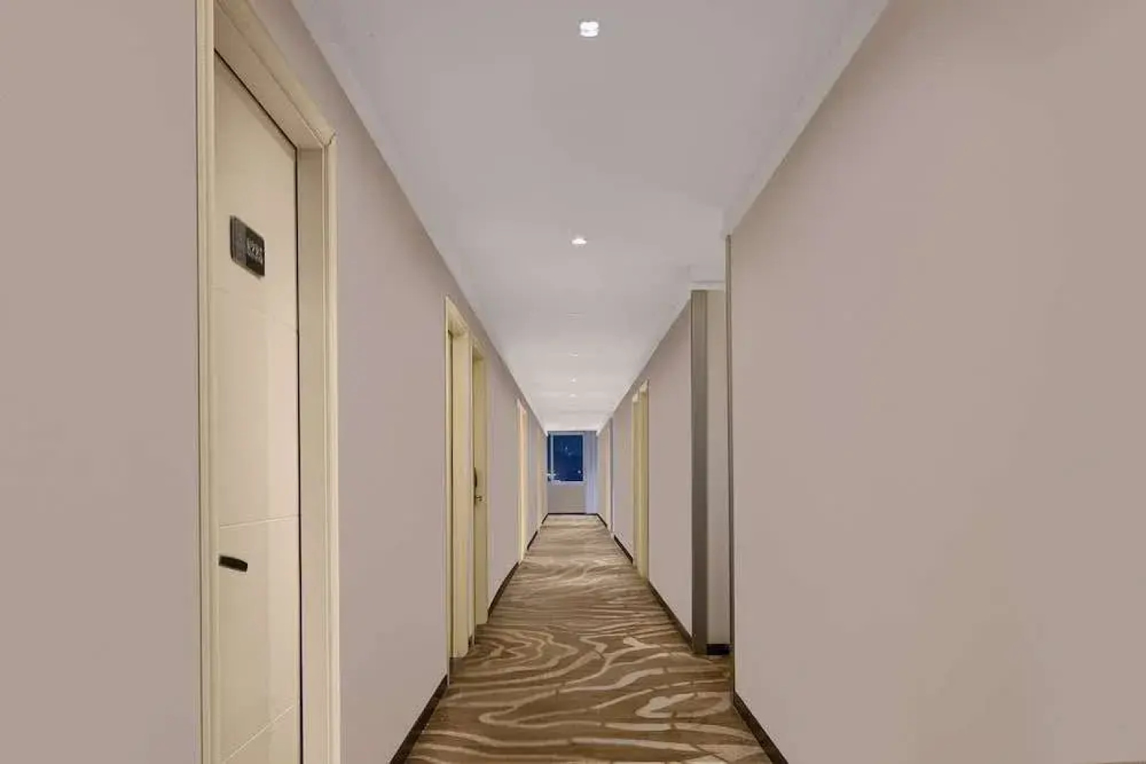 Kaiserdom Hotel Guangzhou Airport