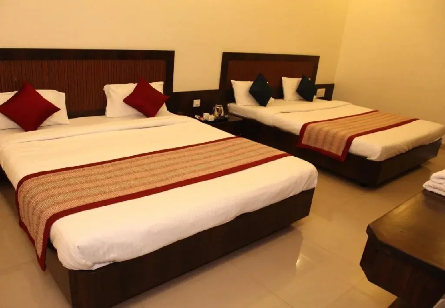 Hotel Sai Ramanand