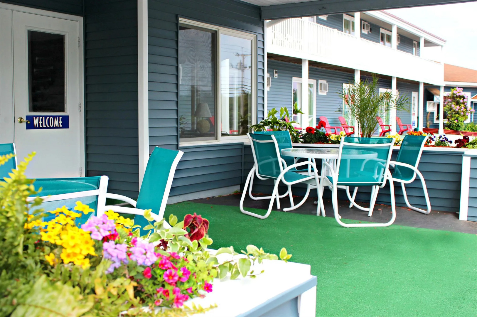 Colonial Inn Ellsworth