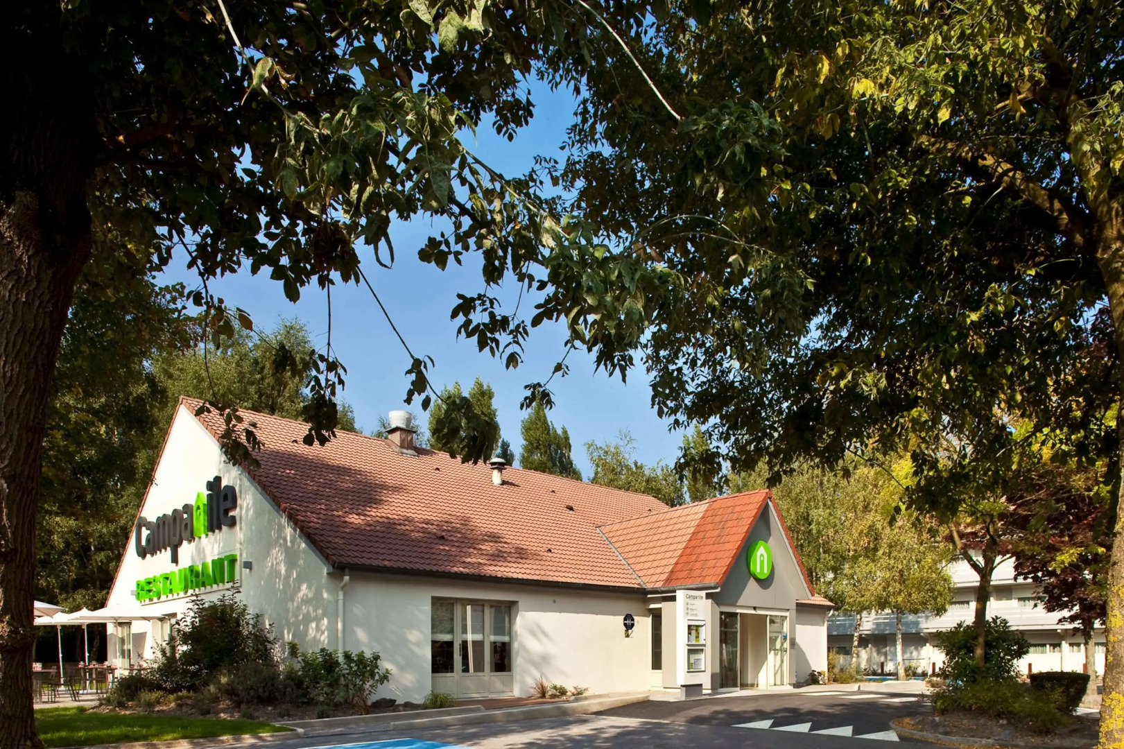 Campanile Valenciennes Ouest - Petite Foret