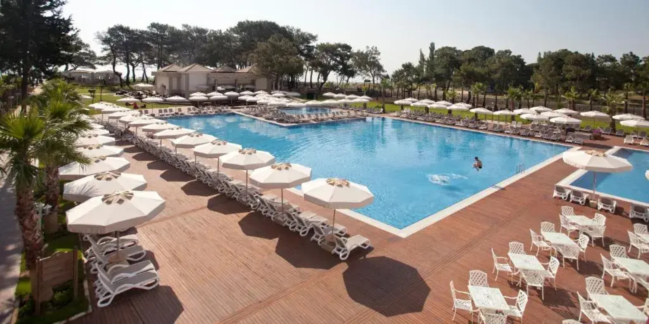 Vertia Luxury Resort
