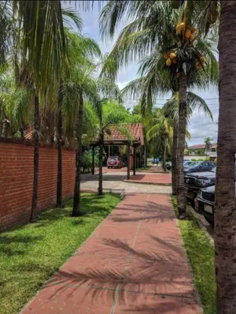 Urbari Apartment Hotel