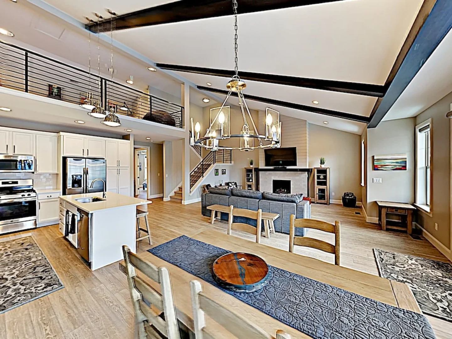 New-build Near Deer Valley W/ Private 2-car Garage 3 Bedroom Townhouse