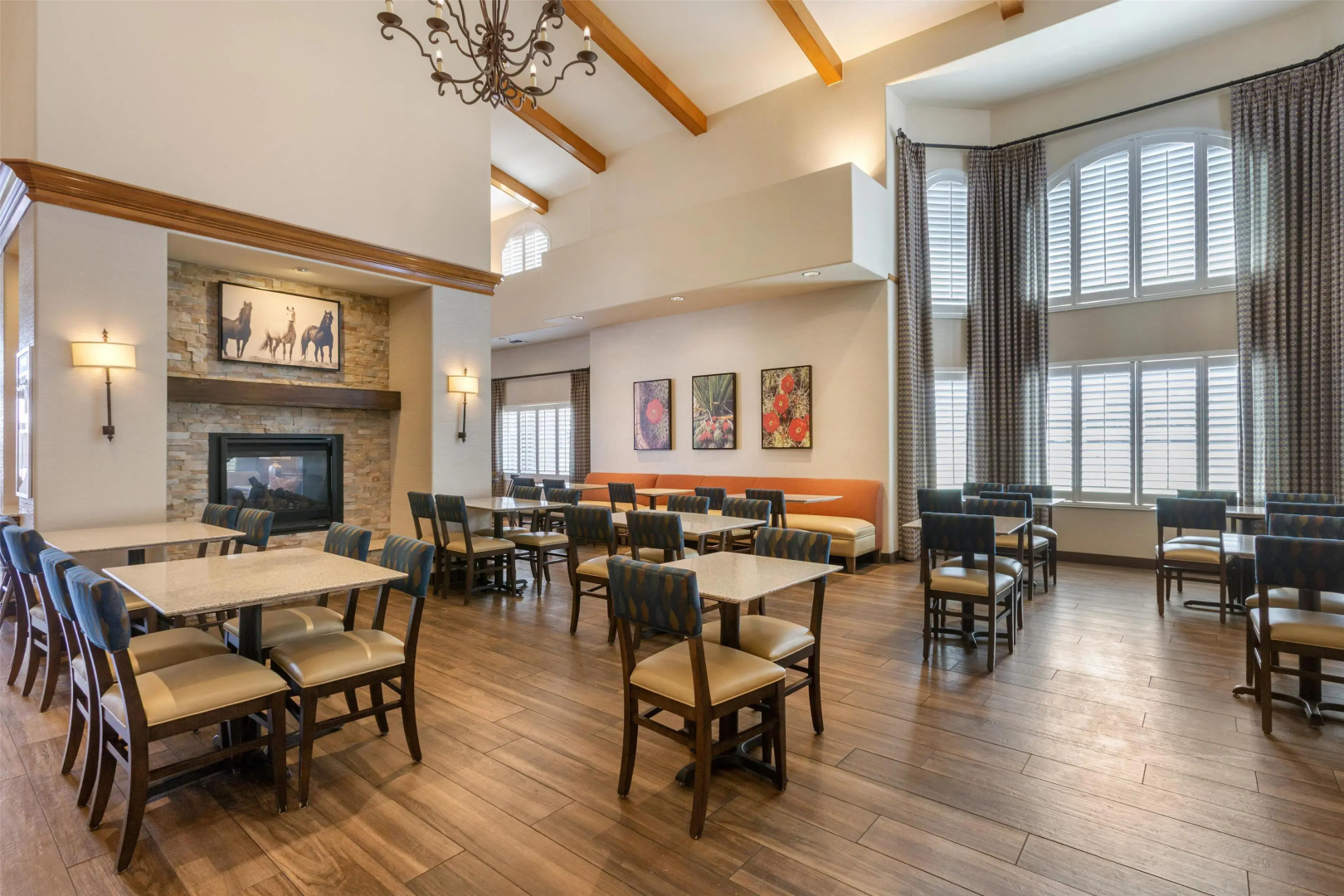 Best Western Plus A Wayfarer's Inn And Suites