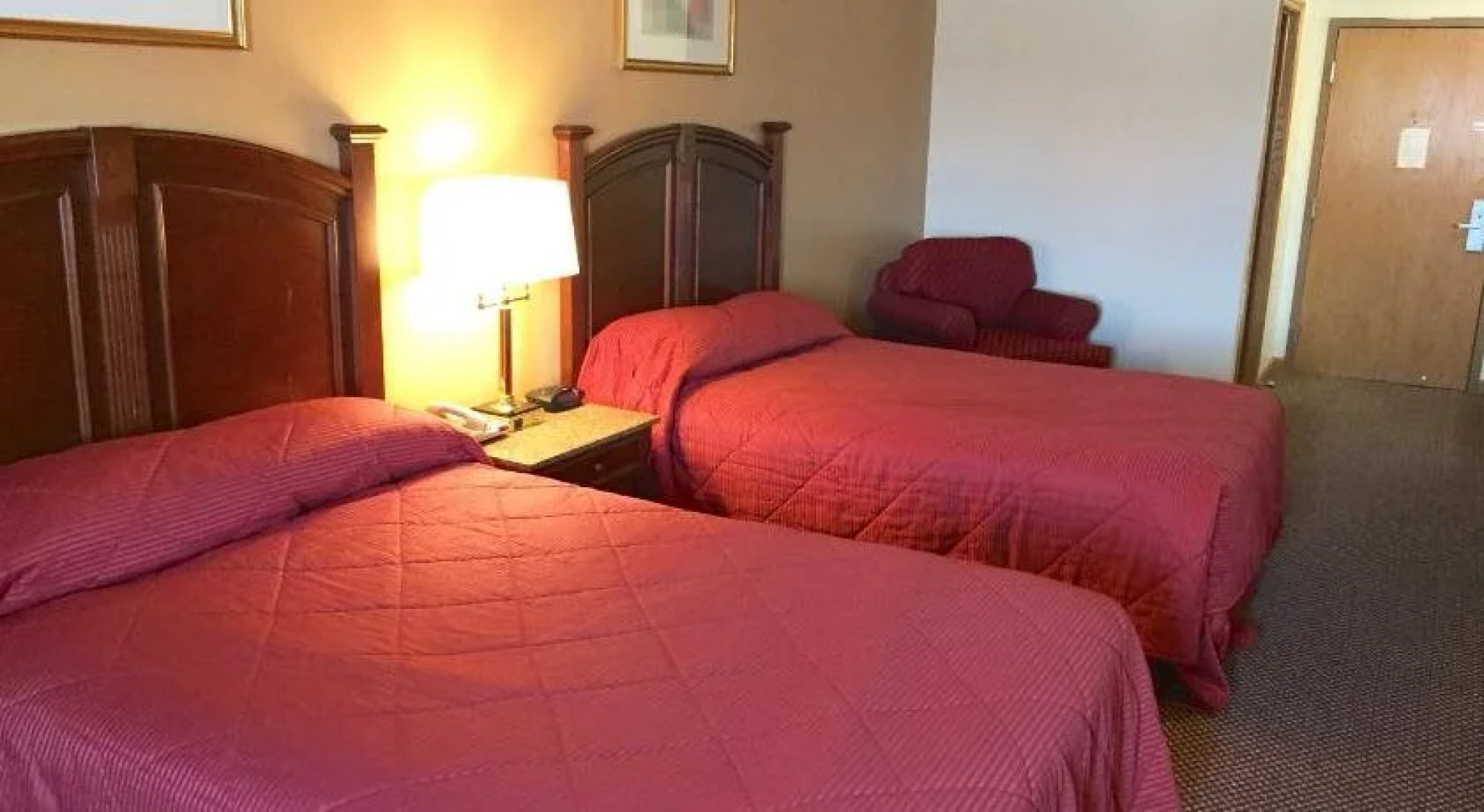 Executive Inn and Suites