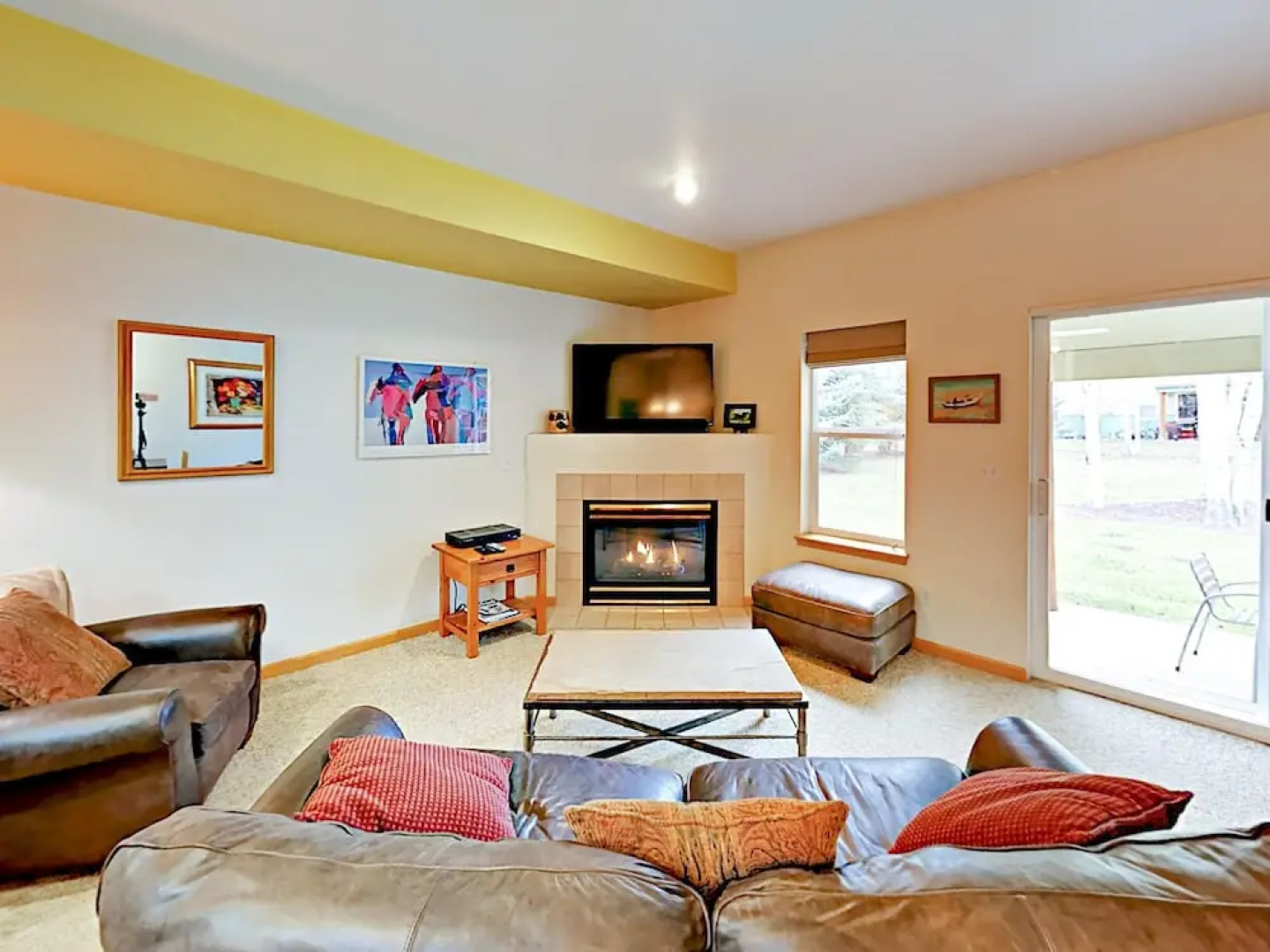 65 Stonegate Cir Townhouse 2 Bedrooms 2.5 Bathrooms Townhouse