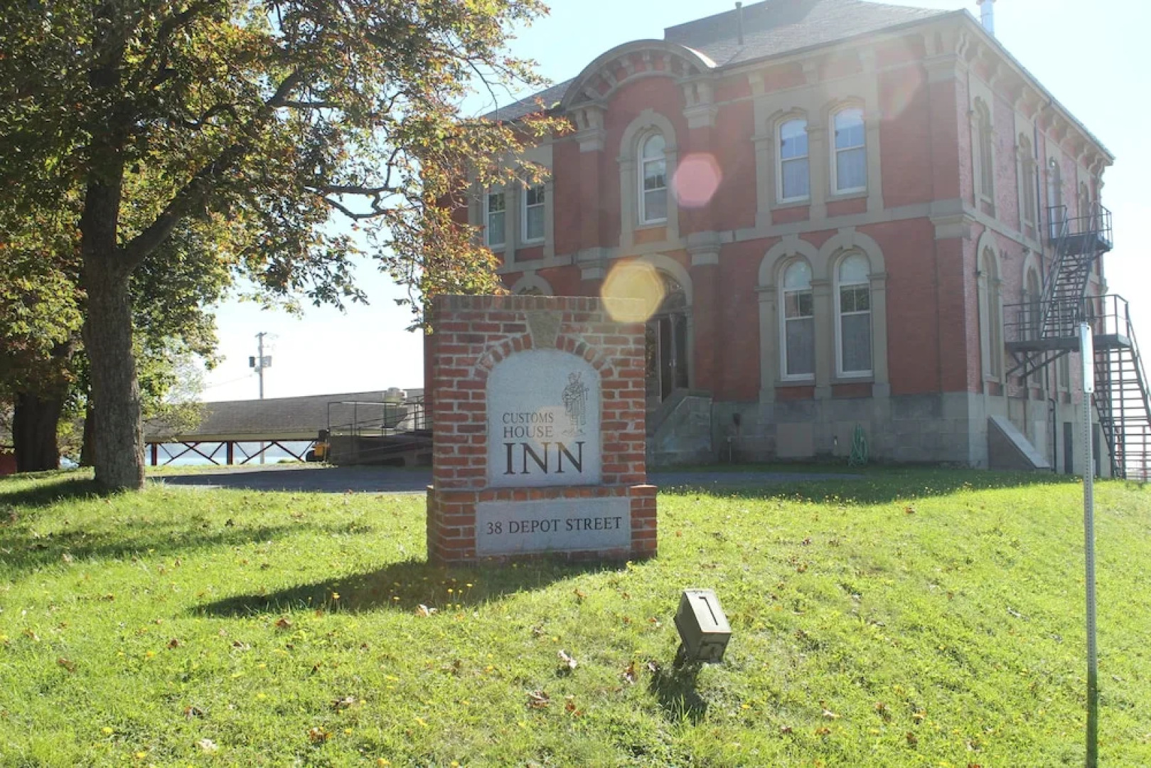 The Customs House Inn