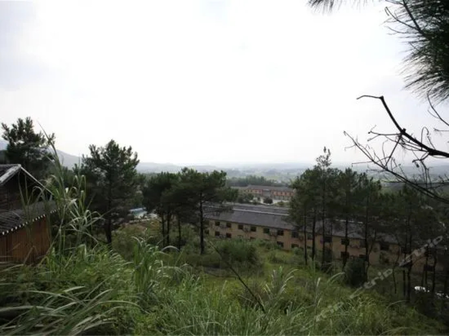 龙川龙飞度假村