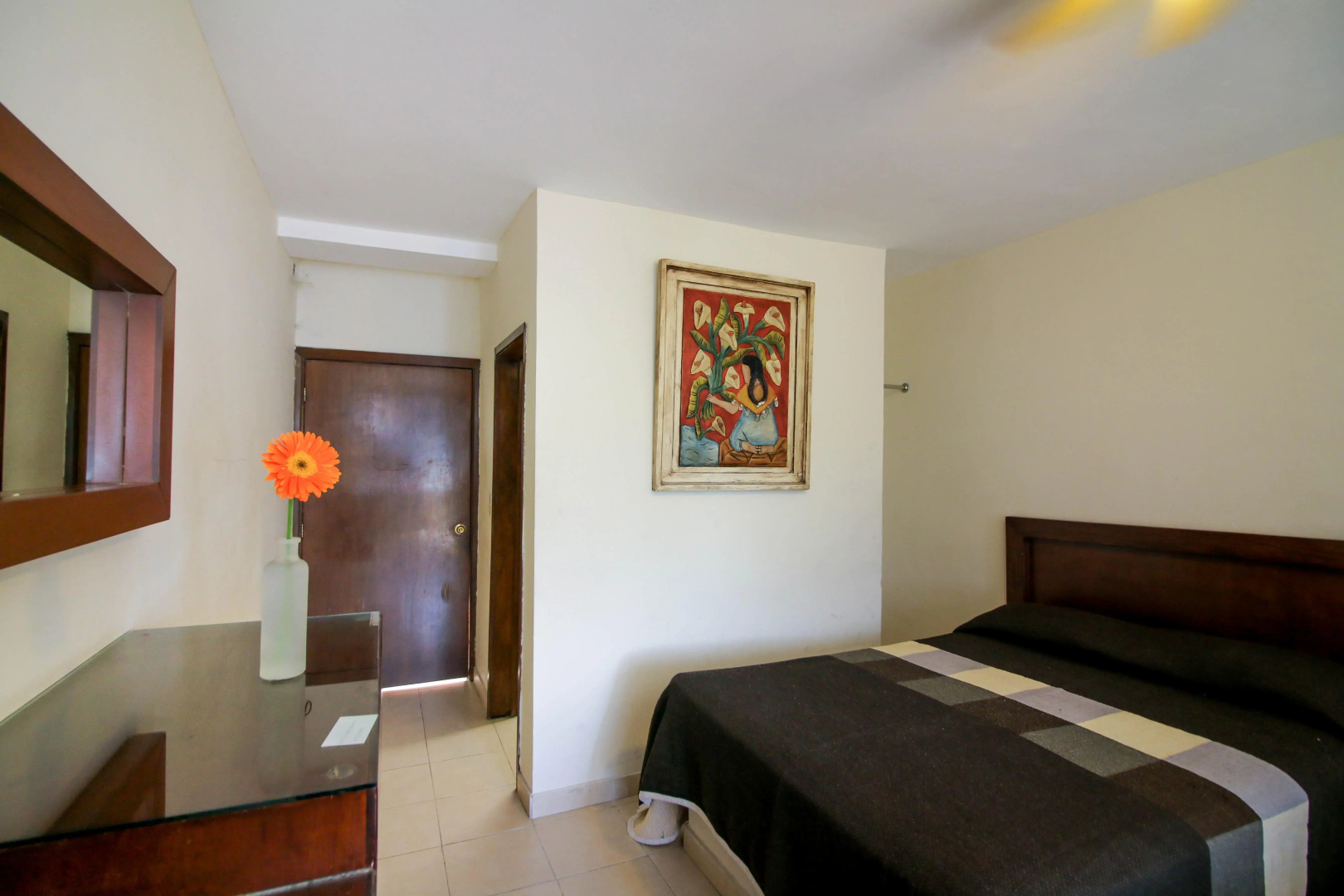 Capital O Hotel Casa Blanca