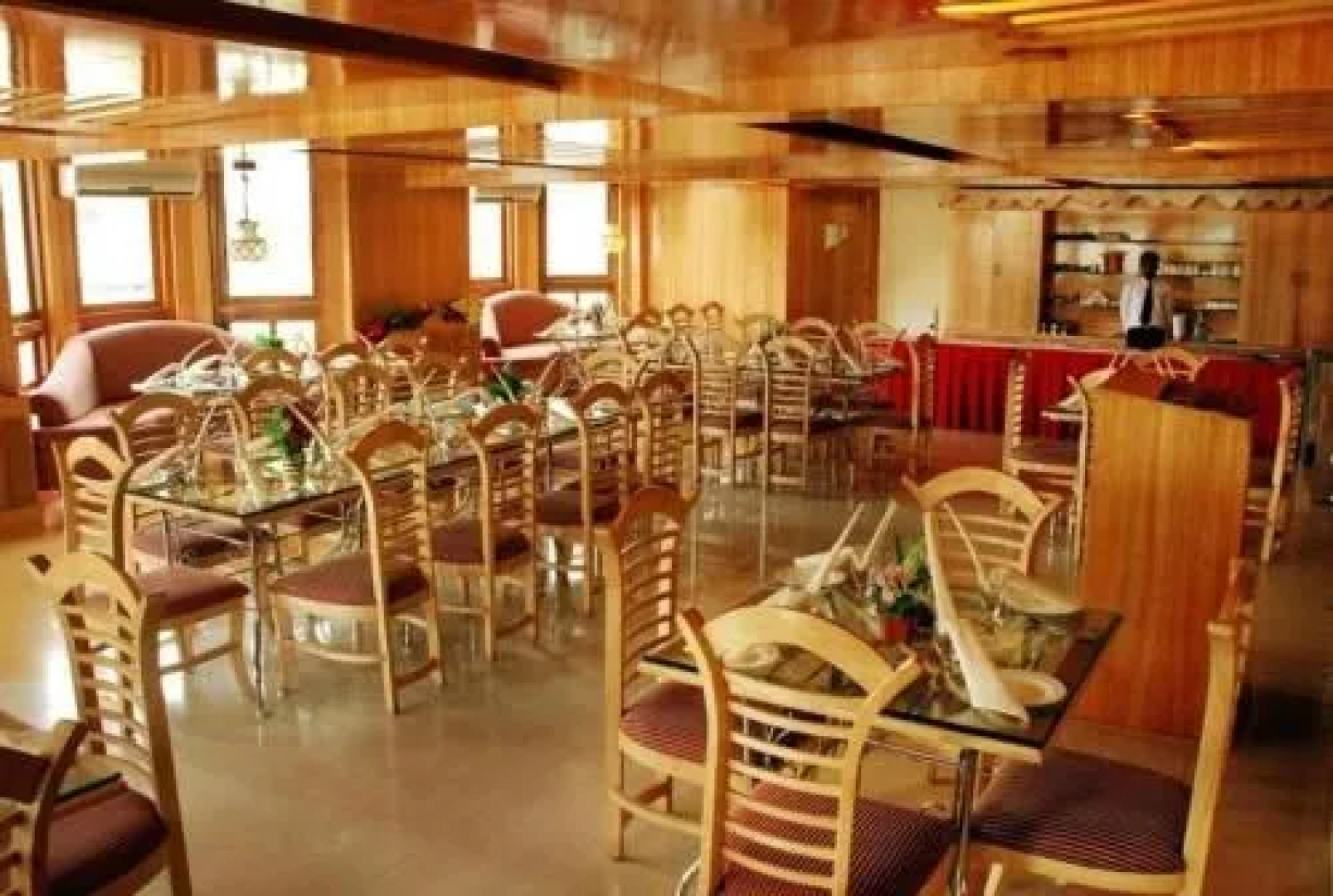 Hotel Singaar International