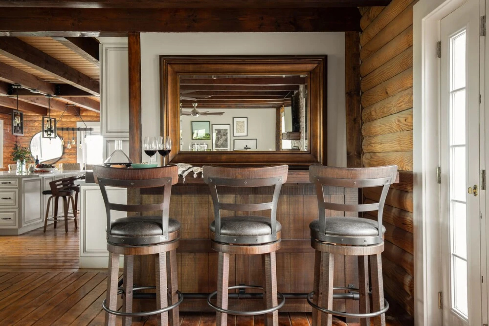 Chateau Syrah by Avantstay Picturesque Estate w/ Pool, Hot Tub, Pool Table & Table Tennis New Pickleball Court + Basketball Hoop