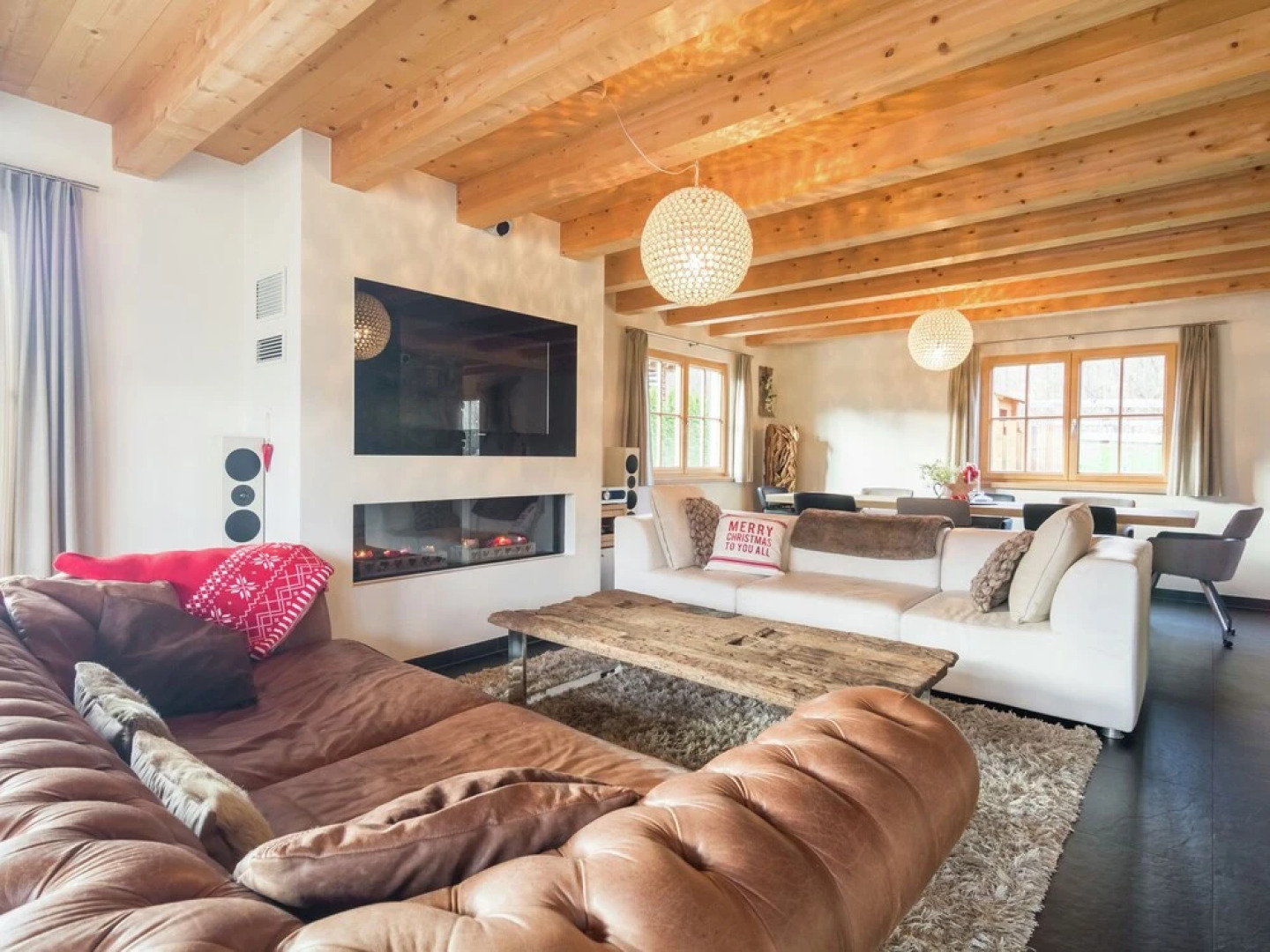 Chalet in Piesendorf with Sauna, Hot Tub, Pool, Whirlpool