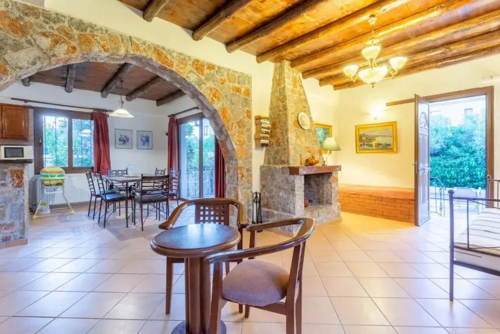 Villa Nineta in Tavronitis