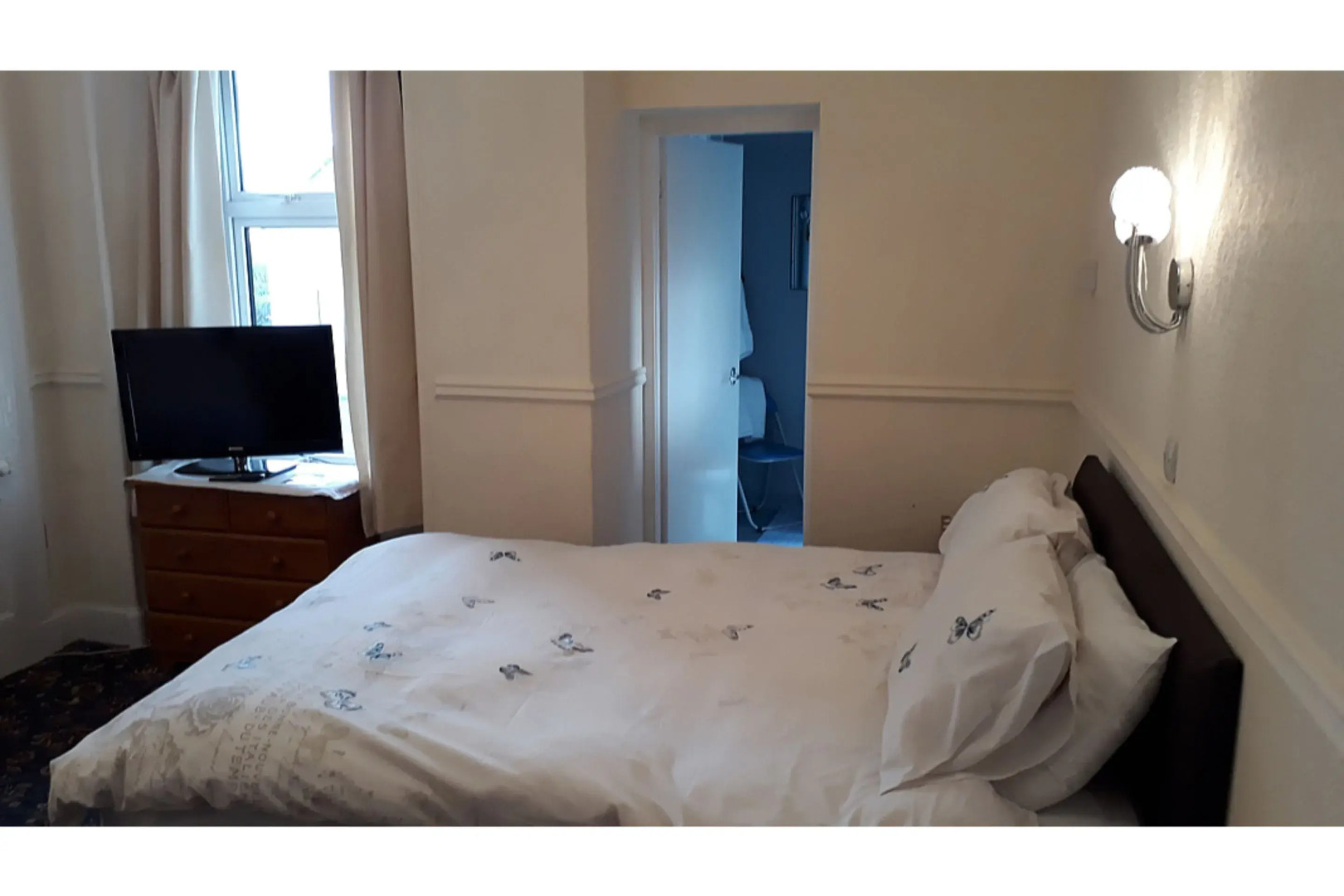 OYO Cedar Villa Guest House