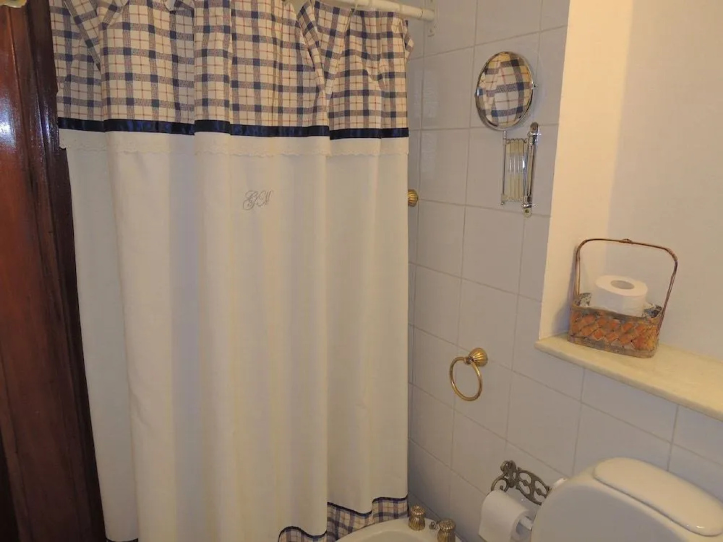 GM Rooms Rental Suites