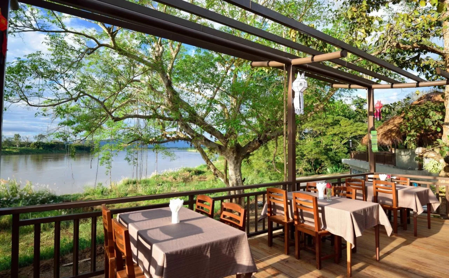 Bansaeo Garden and Resort