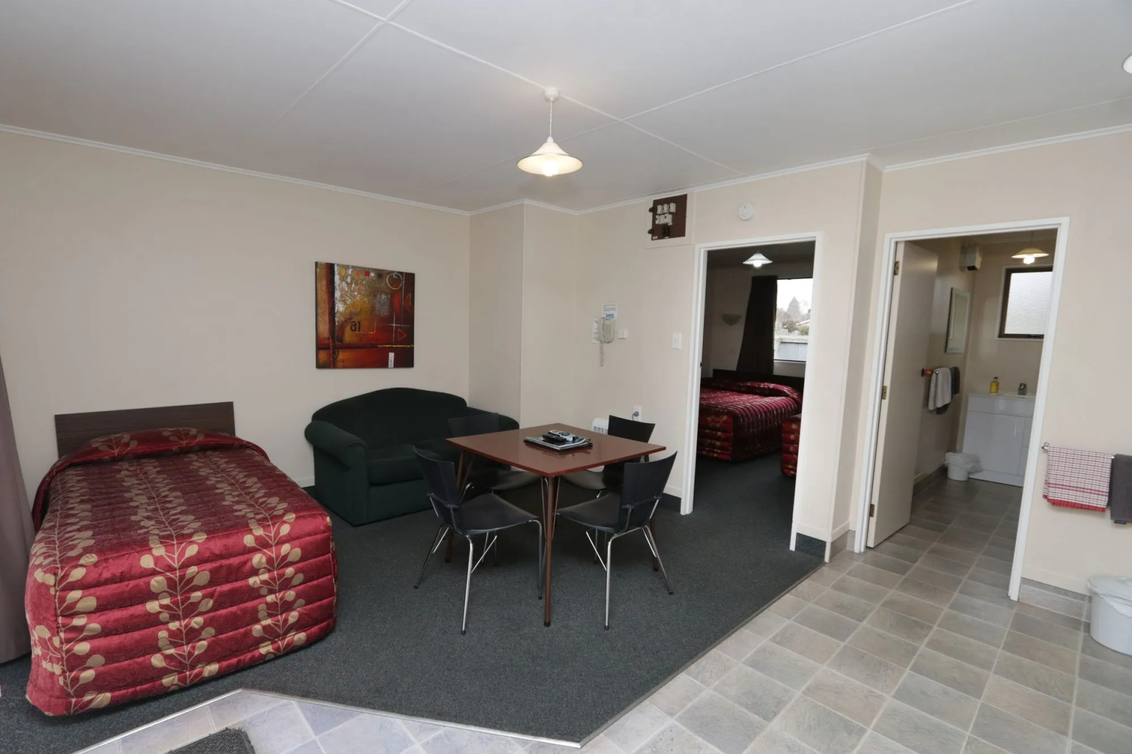 Commodore Motor Lodge