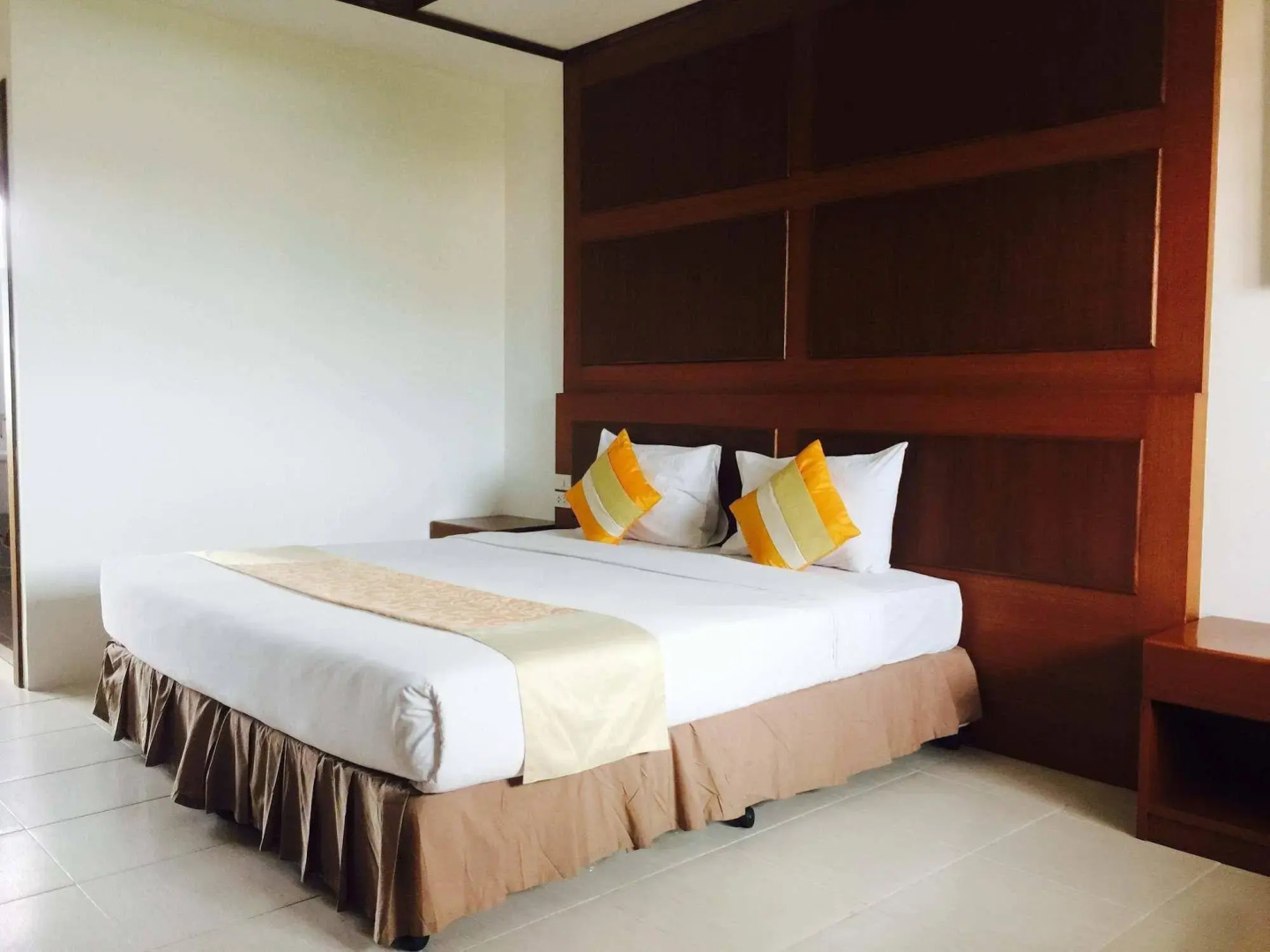 SB Living Place Hotel Phuket Town