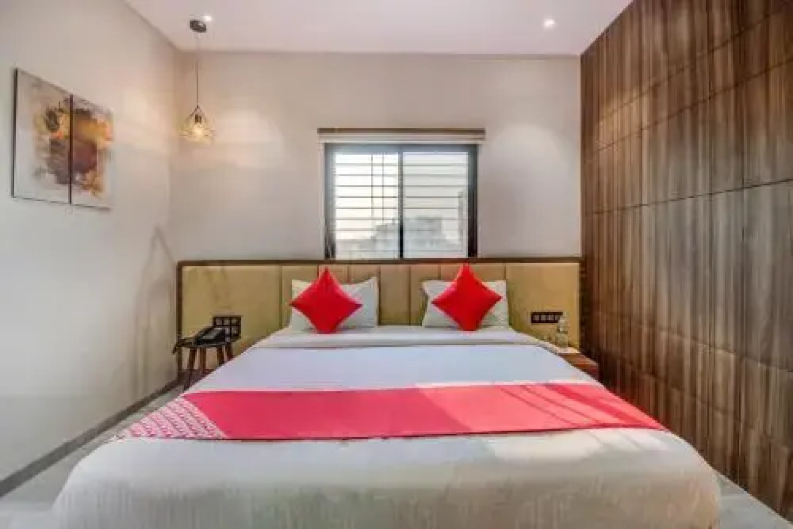 Hotel Imperia By OYO Rooms