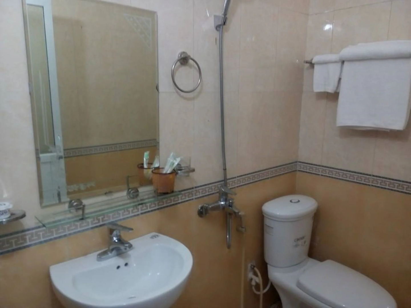 Family Transit Hotel