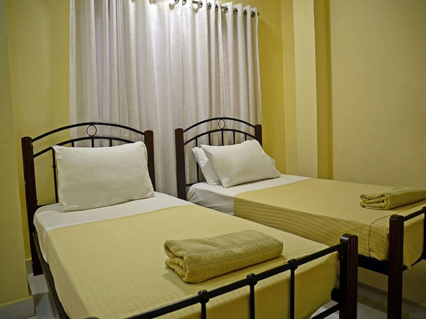 Kokari Guest House B&B