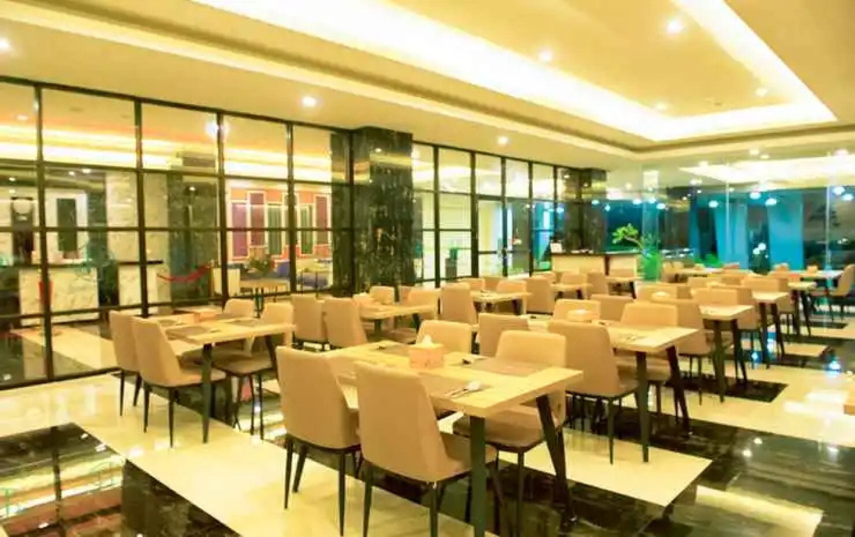 Simfony Hotel Alor